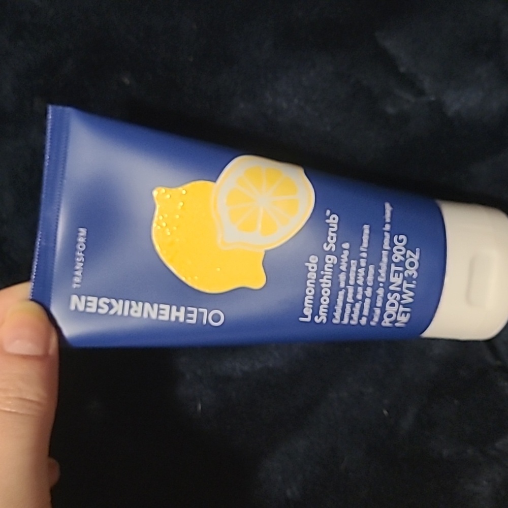 Ole henriksen lemonade smoothing scrub